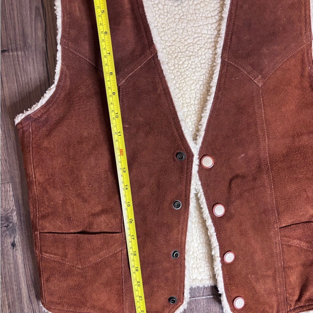Vintage Leather Cozy Lined Vest - Picture 5 of 6